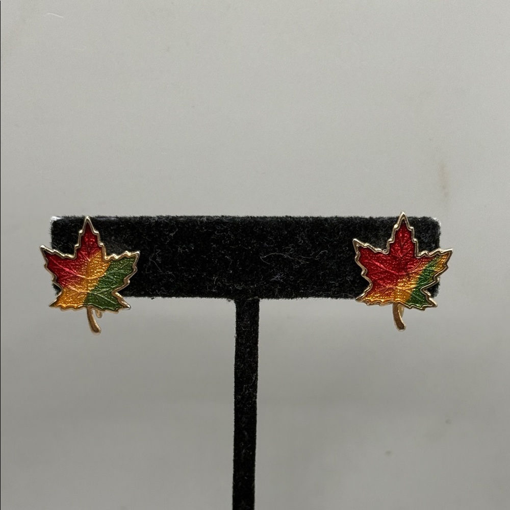 Vintage Gold Tone Colorful Maple Leaf Stud Screw Back Statement Earrings